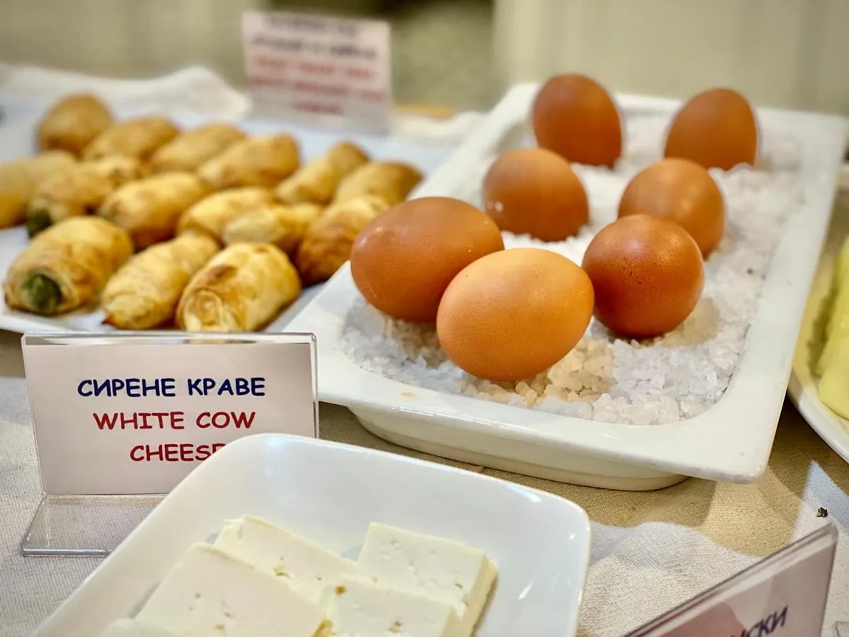 Best Western Plus Olives City Hotel - Free Pool & Parking 소피아