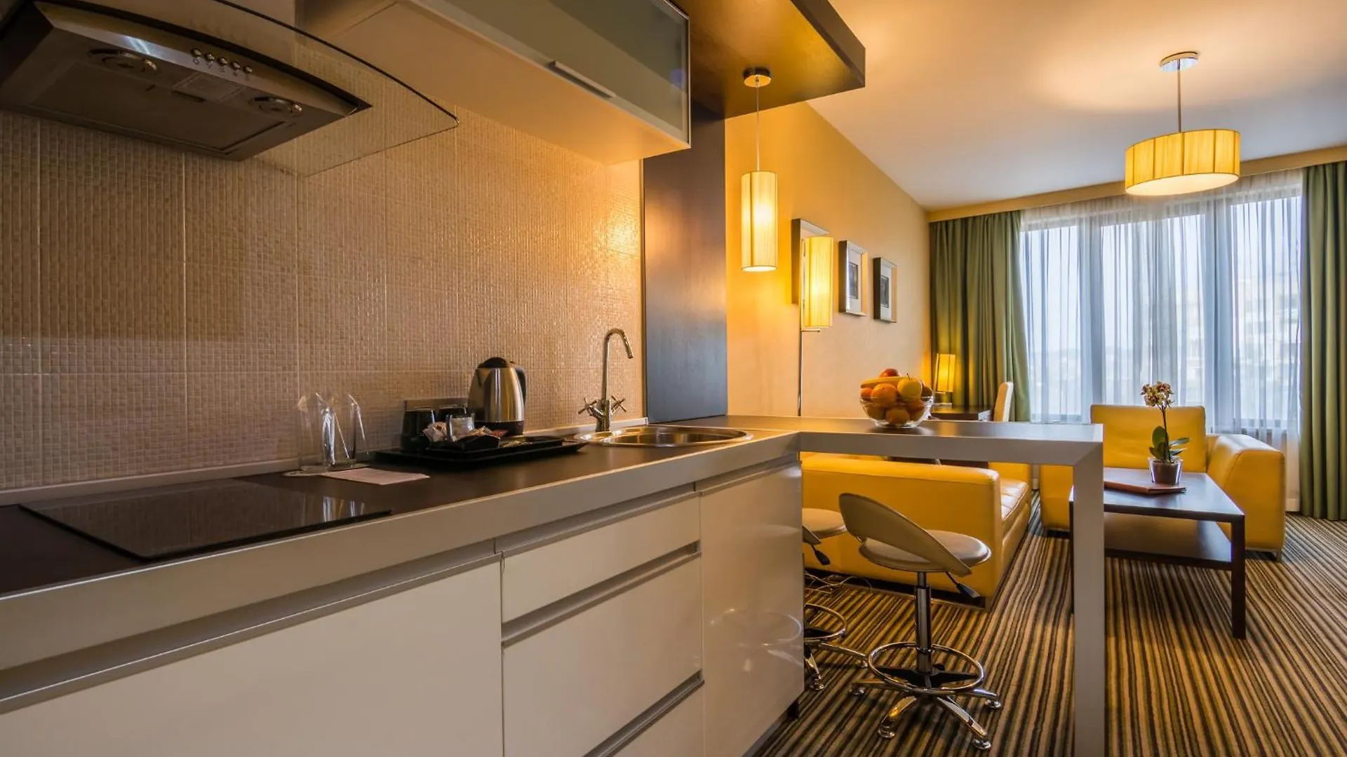 ****  Best Western Plus Olives City Hotel - Free Pool & Parking 소피아 불가리아