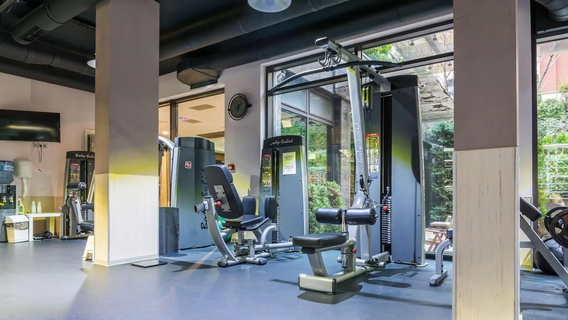 Best Western Plus Olives City Hotel - Free Pool & Parking София