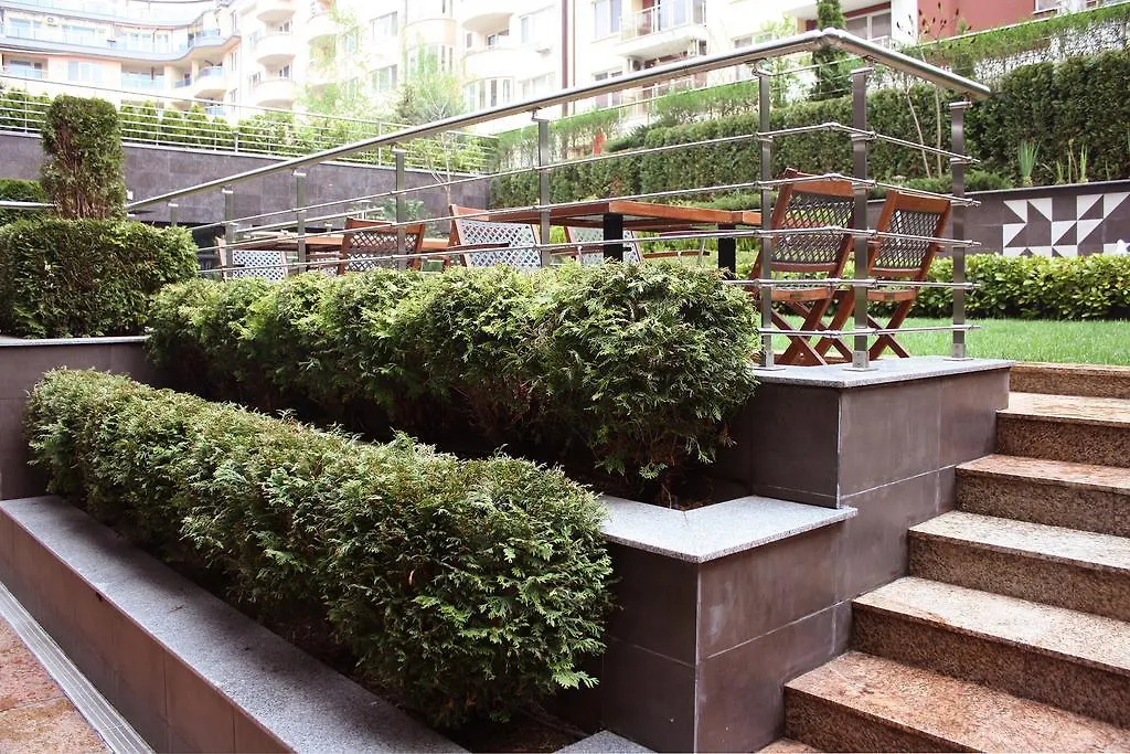 Best Western Plus Olives City Hotel - Free Pool & Parking София