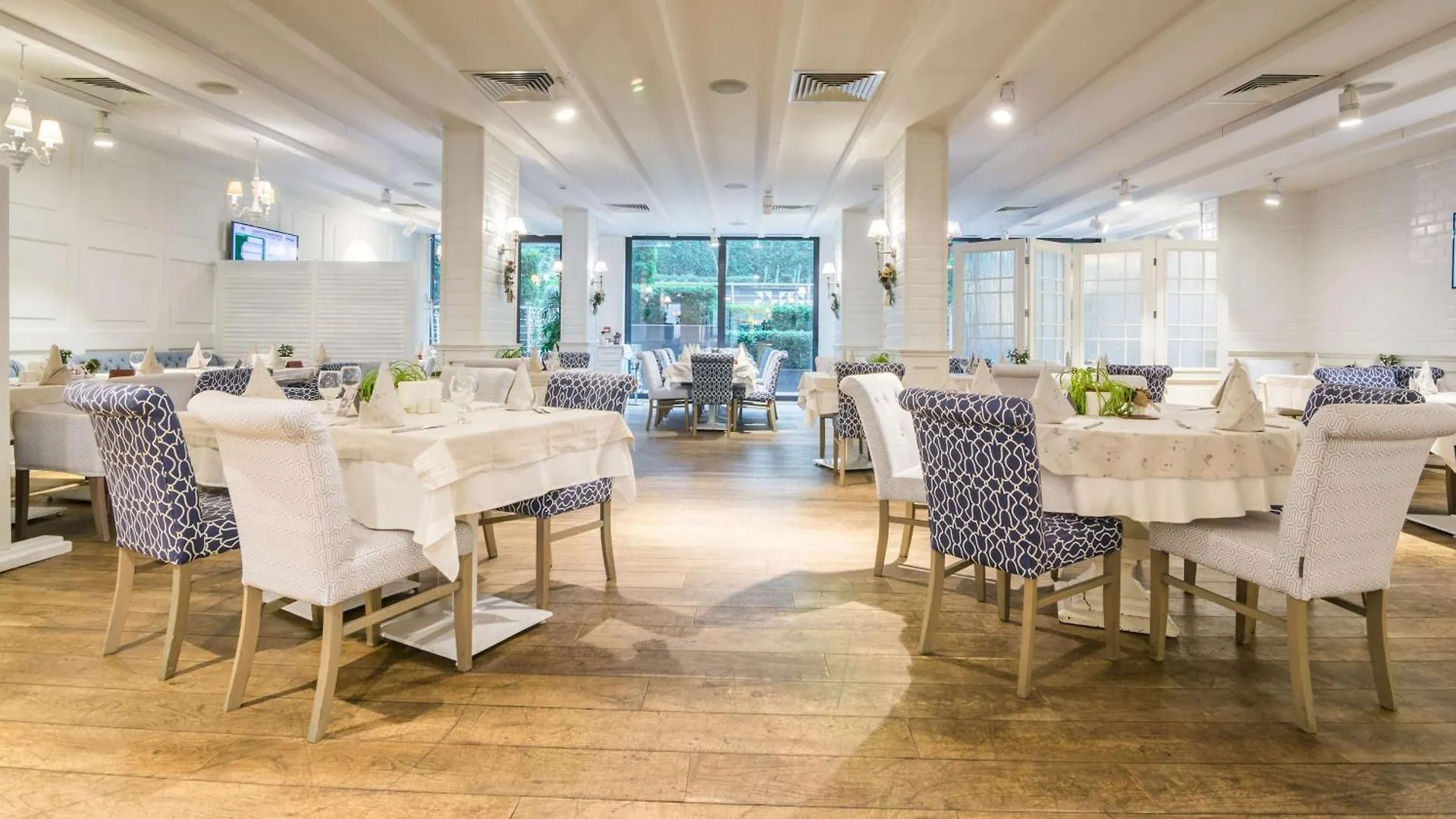 Best Western Plus Olives City Hotel - Free Pool & Parking Sofía
