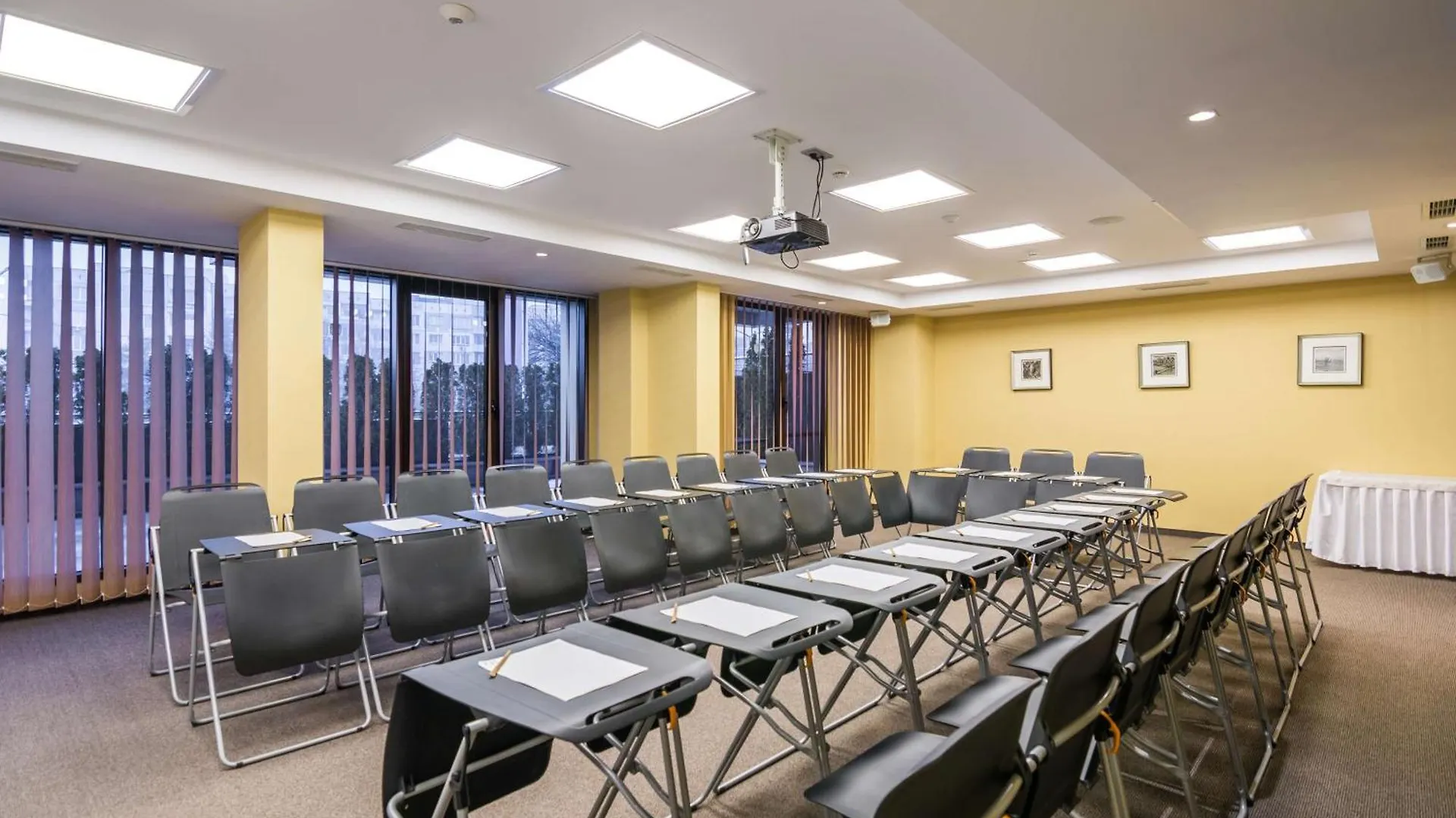 Best Western Plus Olives City Hotel - Free Pool & Parking Sofía Bulgaria