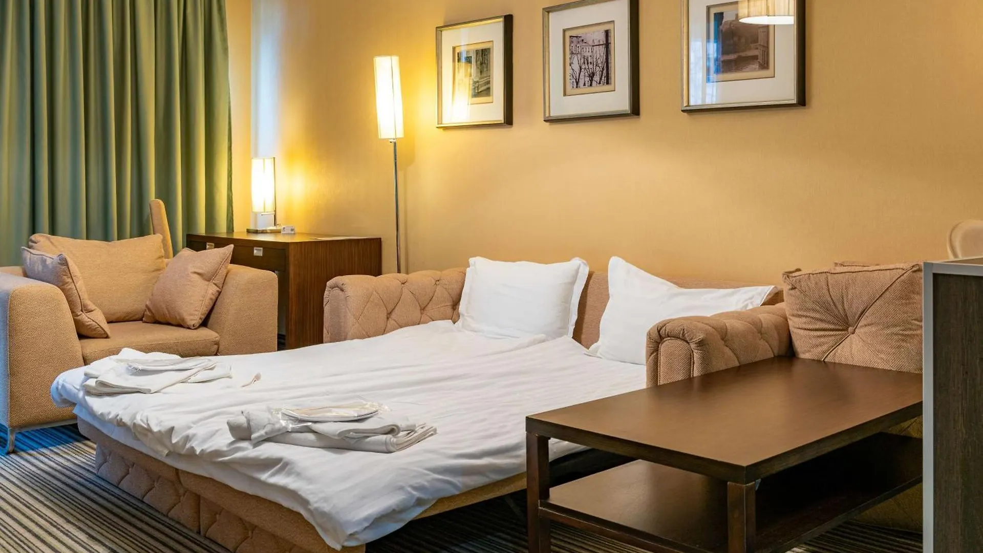 Best Western Plus Olives City Hotel - Free Pool & Parking Sofía Bulgaria