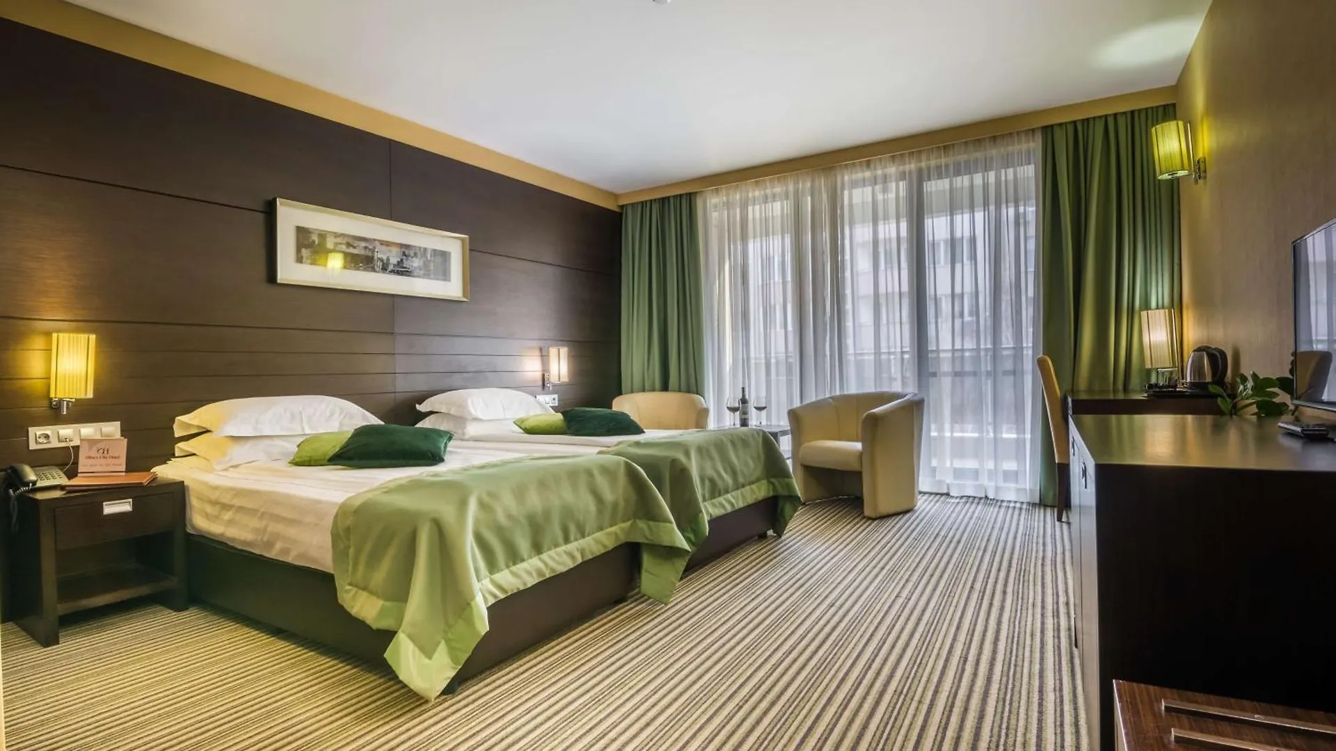 Best Western Plus Olives City Hotel - Free Pool & Parking Sofia